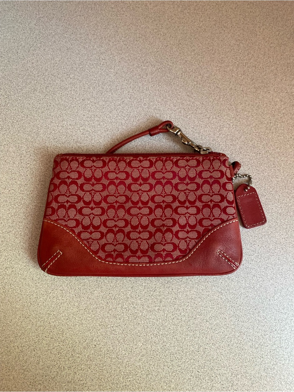 Coach Vintage Signature Soho Wristlet - Picture 4 of 16
